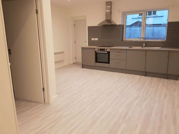 1 Bedroom Flat To Rent In London Road, Thornton Heath CR7