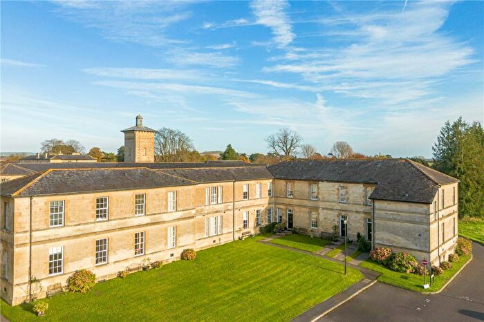 3 Bedroom House For Sale In Thomas Wyatt Road, Devizes, Wiltshire, SN10