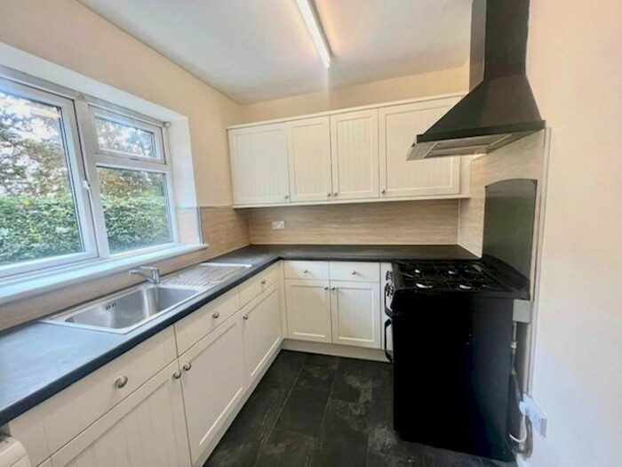 2 Bedroom Flat To Rent In Cavendish Court, Cavendish Road, Barnsley, S75