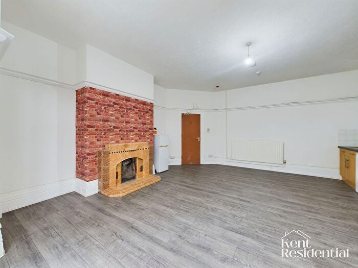 1 Bedroom Studio To Rent In Maidstone Road, Chatham, ME4