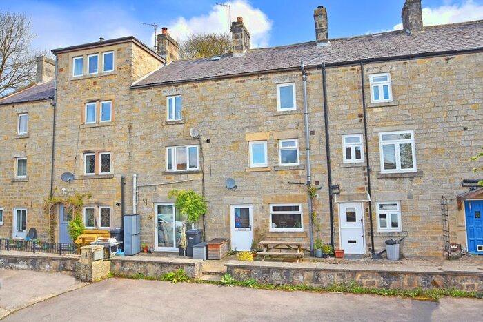 2 Bedroom Terraced House To Rent In High Row, Summerbridge, Harrogate HG3