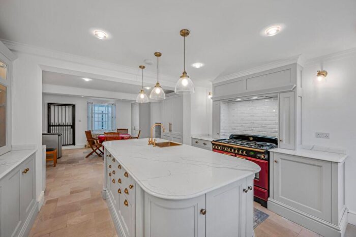 7 Bedroom House To Rent In Belmont Hill, Blackheath, SE13