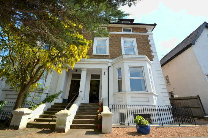 2 Bedroom Apartment To Rent In Portsmouth Road, KT7