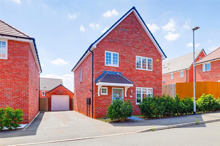 4 Bedroom Detached House For Sale In Alison Close, Edwalton, Nottinghamshire, NG12