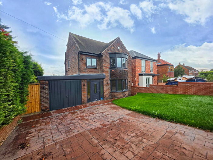 4 Bedroom Detached House For Sale In Edderthorpe Lane, Darfield, Barnsley, S73