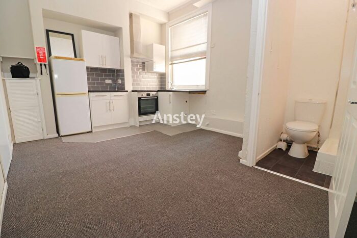 1 Bedroom Flat To Rent In Northam Road, Southampton, SO14