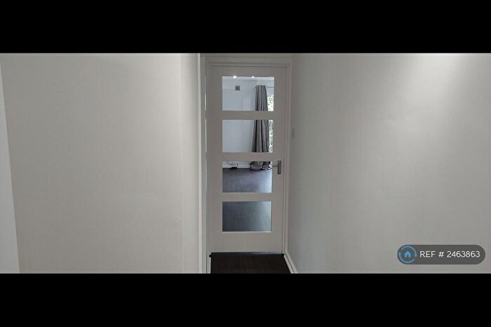 1 Bedroom Flat To Rent In Hayfield, Edinburgh, EH12