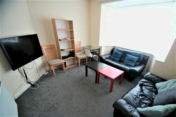 4 Bedroom Semi-Detached House To Rent In Terry Road, Coventry, CV1