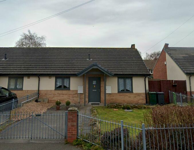 2 Bedroom Semi-Detached Bungalow To Rent In Wensley Road, Barnsley, South Yorkshire, S71