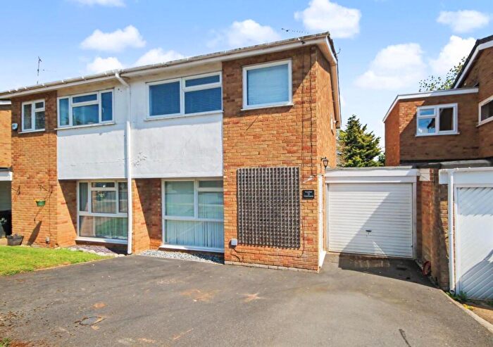 3 Bedroom Semi Detached House For Sale In Glebelands, Spratton, Northampton, NN6