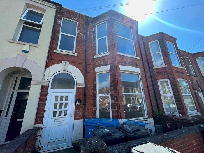1 Bedroom Flat To Rent In Ash Grove, Beverley Road, Hull, East Riding Of Yorkshire, Uk, HU5