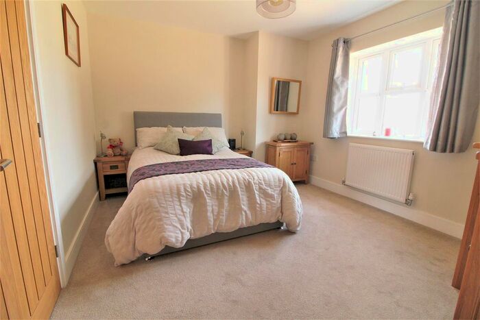 Studio To Rent In Armley Ridge Road, Leeds, LS12