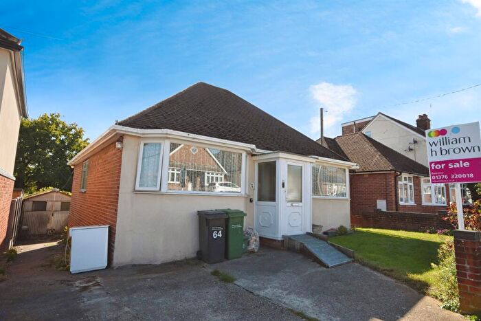 3 Bedroom Detached Bungalow For Sale In Vauxhall Drive, Braintree, CM7