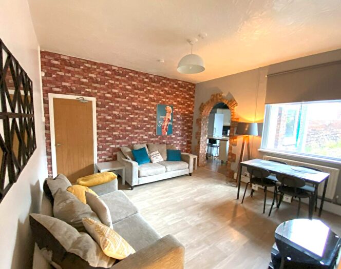 5 Bedroom Terraced House To Rent In Enderley Street, Newcastle-under-Lyme, ST5