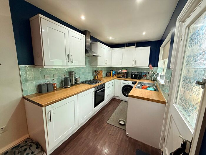 2 Bedroom Property To Rent In Mcinnes Street, Lincoln, LN2