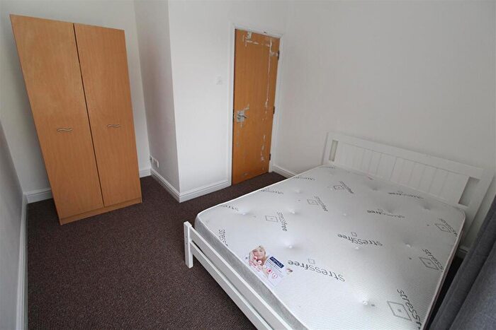 1 Bedroom Terraced House To Rent In Miskin Street, Cardiff, CF24