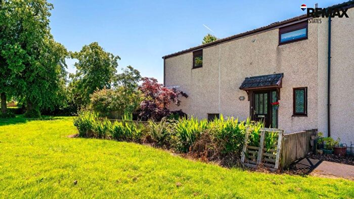 3 Bedroom End Of Terrace House For Sale In Clement Rise, Livingston, EH54