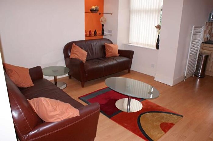 2 Bedroom Flat To Rent In Willowbank Road, Aberdeen, AB11
