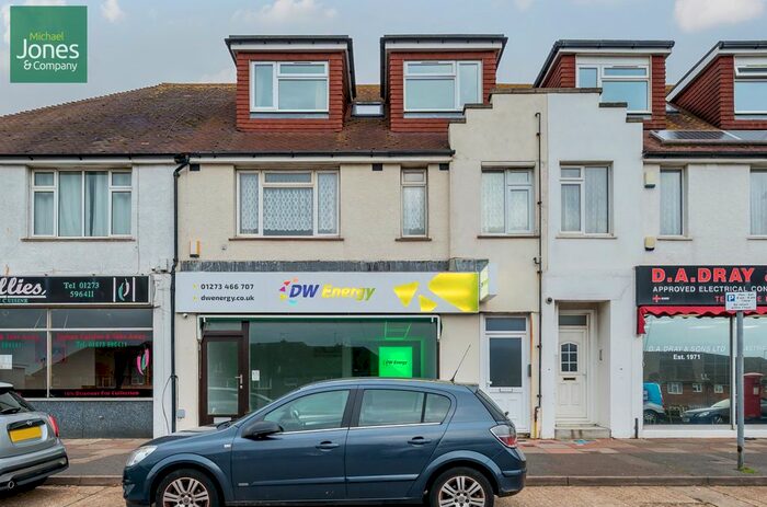 2 Bedroom Flat To Rent In Windmill Parade, Old Shoreham Road, Southwick, West Sussex, BN42