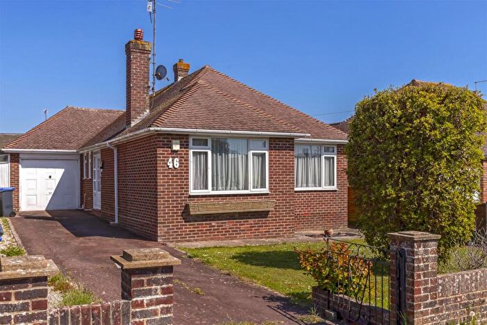 2 Bedroom Detached Bungalow For Sale In Exmoor Drive, Worthing, BN13