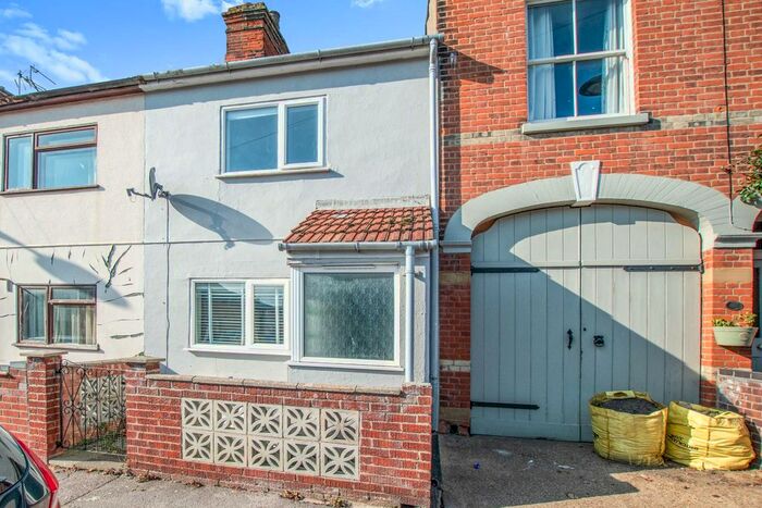 3 Bedroom Terraced House To Rent In Oxford Road, Lowestoft, NR32