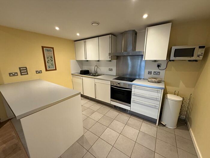 2 Bedroom Apartment To Rent In Castlegate, Chester Road, Manchester, M15
