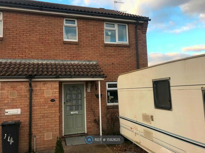 3 Bedroom End Of Terrace House To Rent In Wenceling Cottages, Lancing, BN15