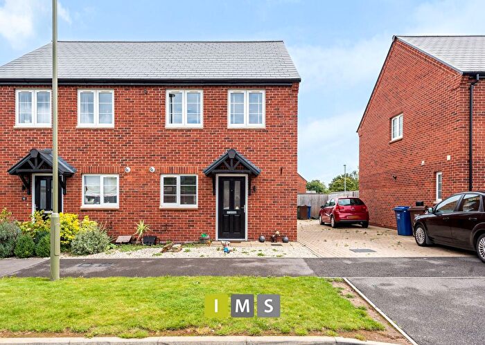 2 Bedroom Semi Detached House For Sale In Hampden Square, Upper Heyford, OX25