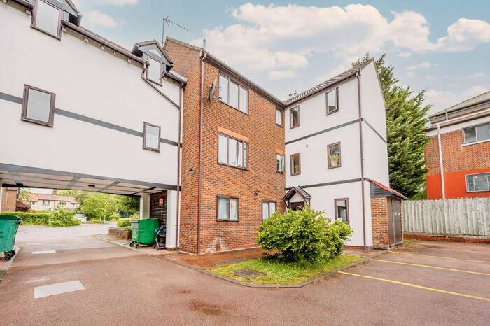 1 Bedroom Flat To Rent In Robina Close, Northwood, HA6