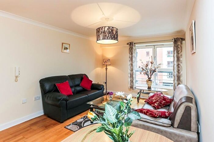 2 Bedroom Apartment To Rent In Millsands, Sheffield, South Yorkshire, S3