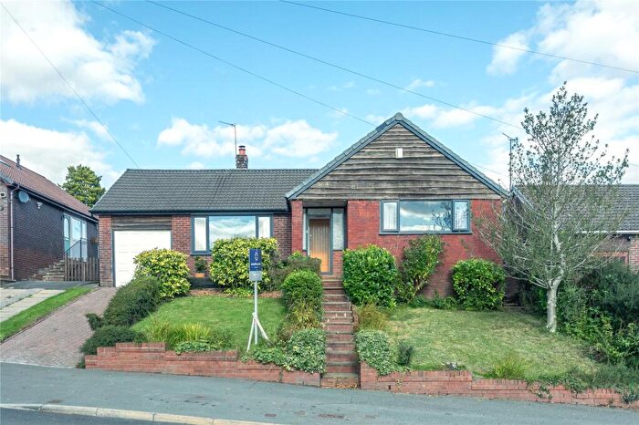 3 Bedroom Bungalow For Sale In Woodhouse Lane, Norden, Rochdale, OL12