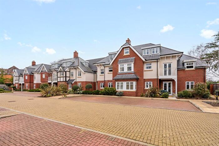 2 Bedroom Apartment To Rent In Blossomfield Road, Solihull, B91