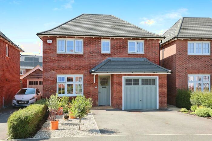 4 Bedroom Detached House For Sale In Great Brook Ground, Rugby, CV23
