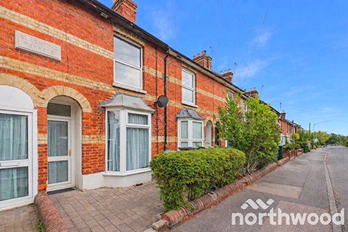 2 Bedroom Terraced House For Sale In Hardinge Road, Town Centre, Ashford, TN24