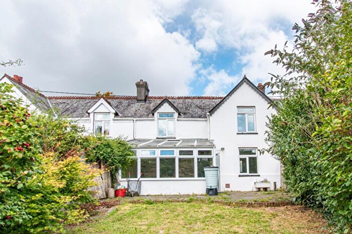 3 Bedroom House For Sale In Hong Kong, Liskeard, PL14