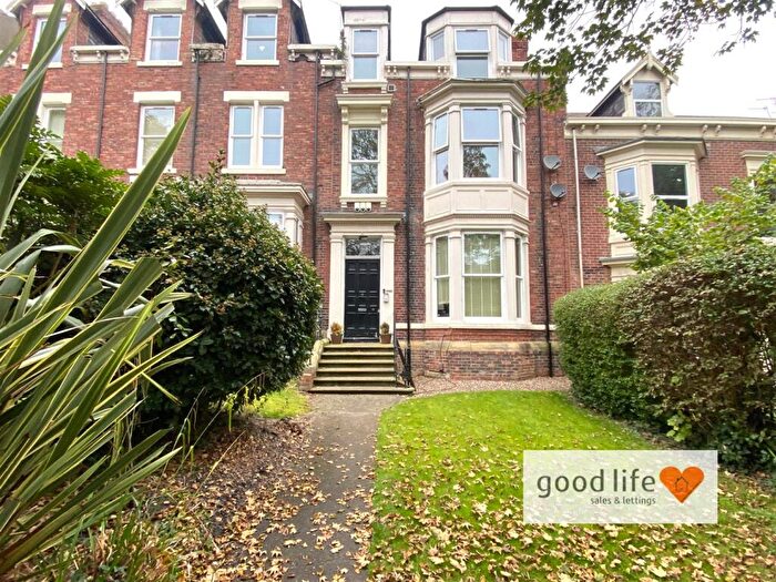 2 Bedroom Flat For Sale In Thornhill Gardens, Sunderland, SR2