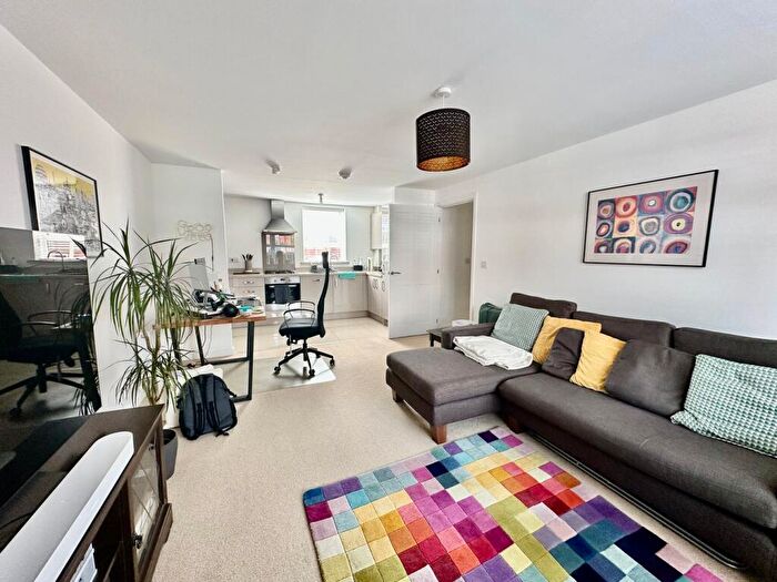 2 Bedroom Apartment For Sale In Cicero Crescent, Fairfields, Milton Keynes, MK11