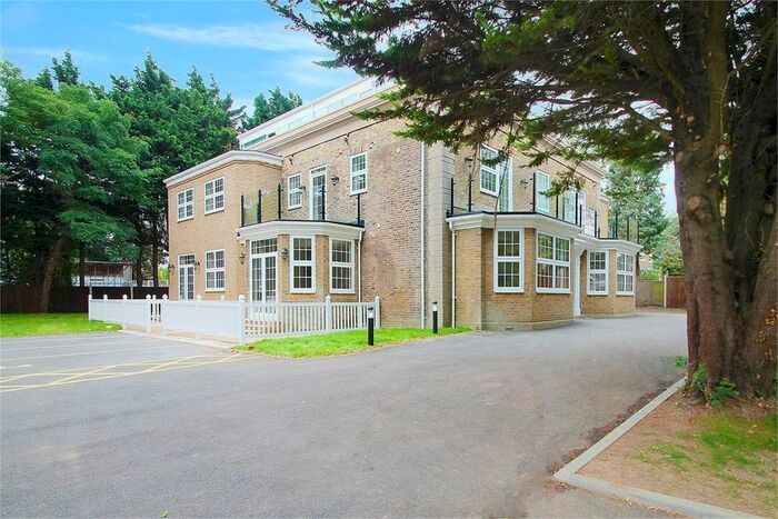 1 Bedroom Flat To Rent In Hayes End Road, Hayes, Middlesex UB4