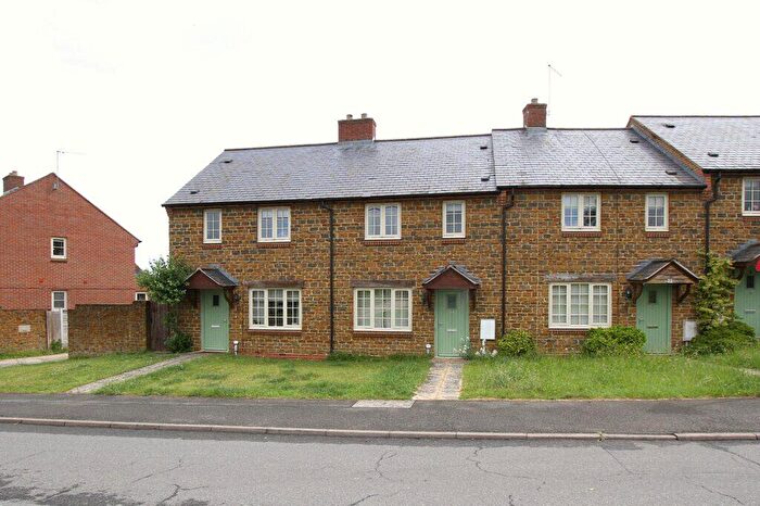 3 Bedroom Terraced House To Rent In Long Reed, Moreton Pinkney, Northants, NN11
