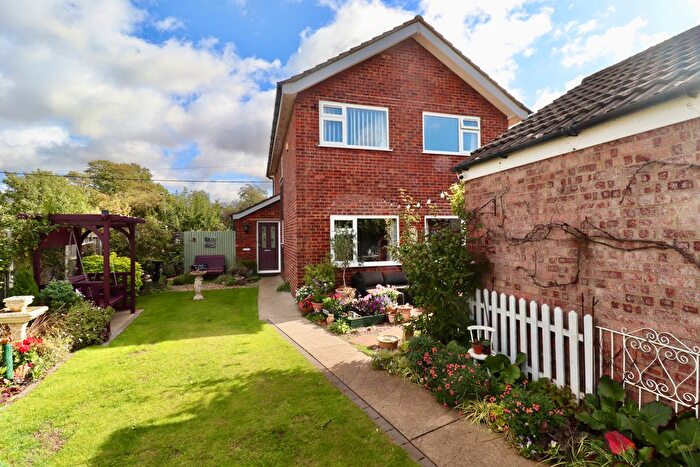 4 Bedroom Detached House For Sale In Roselea Avenue, Welton, LN2