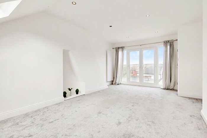 3 Bedroom Terraced House To Rent In Charlton Road, Harlesden, NW10