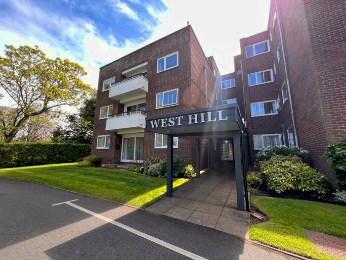 3 Bedroom Penthouse To Rent In Lord Street West, Southport, Merseyside, PR8