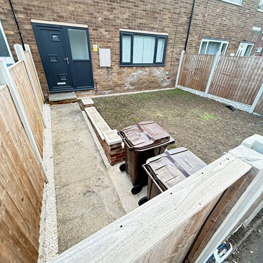 2 Bedroom Flat To Rent In Hazel Road, Knottingley, WF11