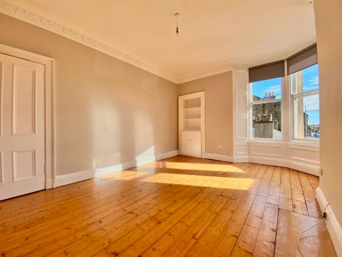 1 Bedroom Flat To Rent In Portobello High Street, Portobello, Edinburgh EH15