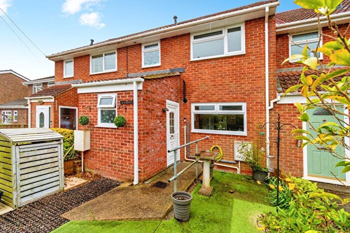 3 Bedroom Terraced House For Sale In Main Road, Southampton, Hampshire, SO40