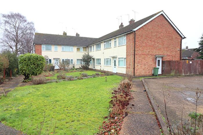 2 Bedroom Maisonette To Rent In Ashcroft Road, Luton, Bedfordshire, LU2