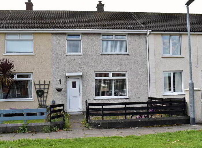 3 Bedroom Mid Terraced House For Sale In Bristol Park, Newtownards, BT23