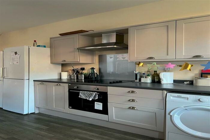 6 Bedroom Terraced House To Rent In Cavendish Place, Newcastle Upon Tyne, NE2