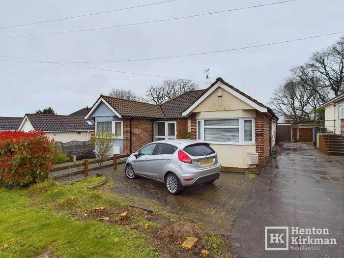 2 Bedroom Semi-Detached House To Rent In Beverley Rise, Billericay, Essex, CM11