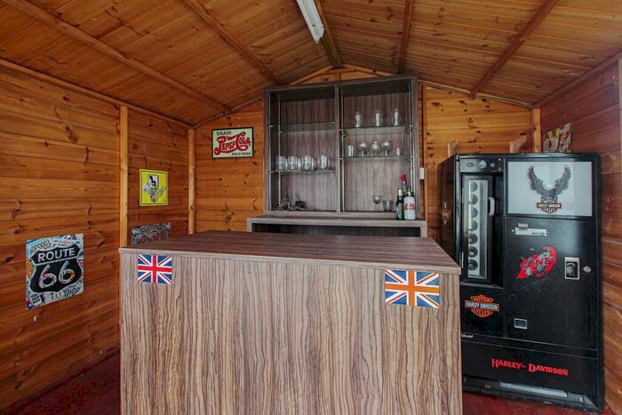 2 Bedroom Bungalow For Sale In Tithe Avenue, Beck Row, Bury St. Edmunds, IP28